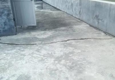 偃师楼顶漏水维修公司分享下如何解决卫生间隐蔽部位漏水的问题?